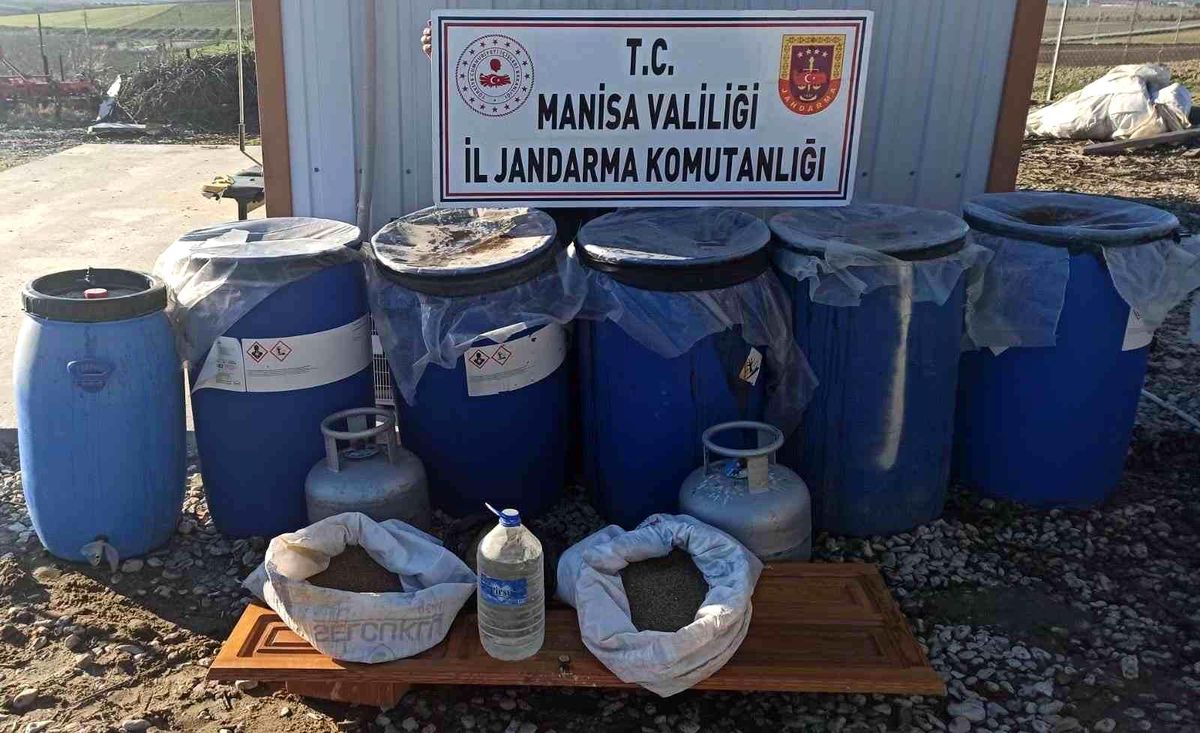 Manisa\'da bağ evine kaçak alkol baskını