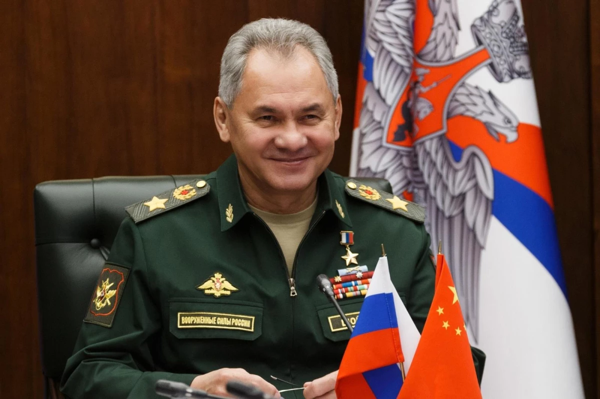 Rusya Savunma Bakanı Şoygu: "Ukrayna\'ya silah gönderiminin durdurulmasını talep ediyoruz"