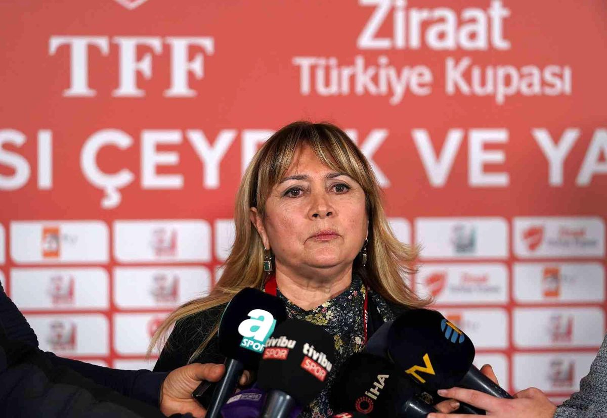 Semra Demirer: 'Kupayı müzemize götürüp Avrupa Ligi'ne gitmek istiyoruz'