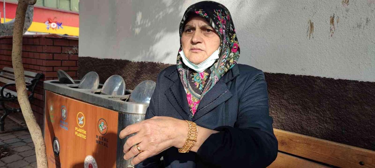 Telefon dolandırıcılarına parasını kaptırıyordu