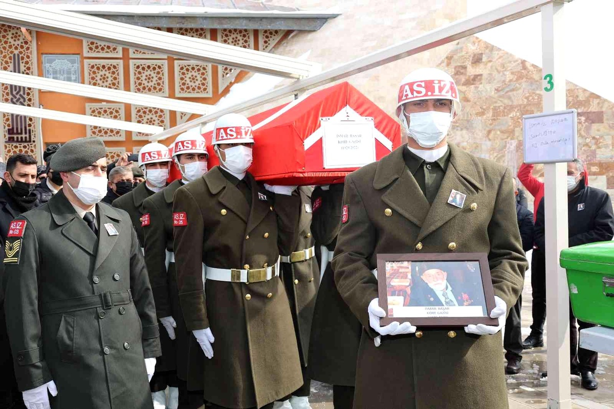 Vefat eden Kore gazisi son yolculuğuna uğurlandı