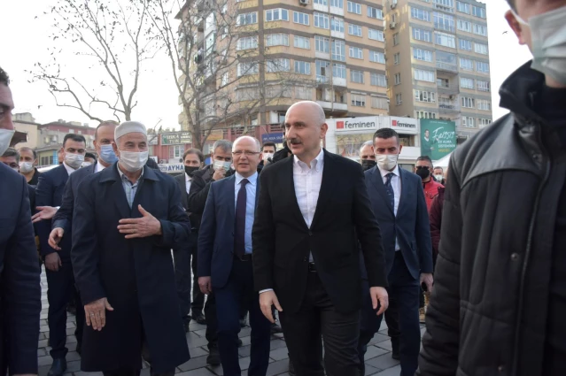 Bakan Karaismailoğlu, AK Parti Bursa İl Başkanlığında konuştu