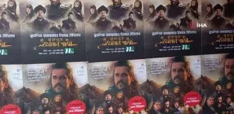 Bangladeş'te Türk dizilerine büyük ilgiDakka caddelerinde Kuruluş Osman afişleri