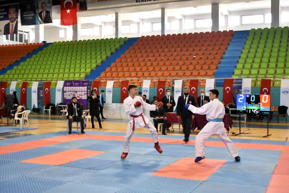 Elazığ\'da okul sporları müsabakaları başladı