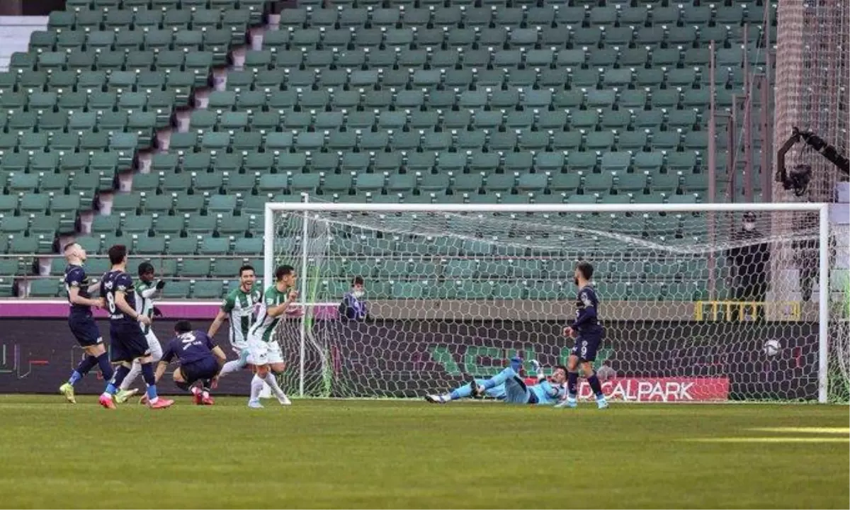 Giresunspor - Fenerbahçe maçında atılan gol, takımlar için en erken gol olmayı başardı