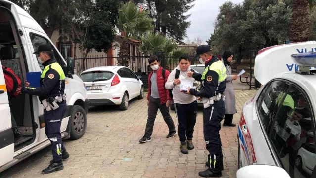 İzmir'de okul servisi denetimlerinde 297 sürücüye ceza