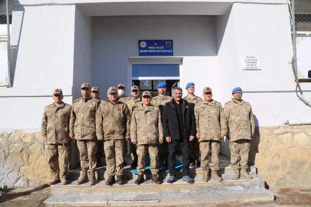 Son dakika haberleri! Jandarma Genel Komutanı Çetin, Tunceli'de Mehmetçik ile bir araya geldi