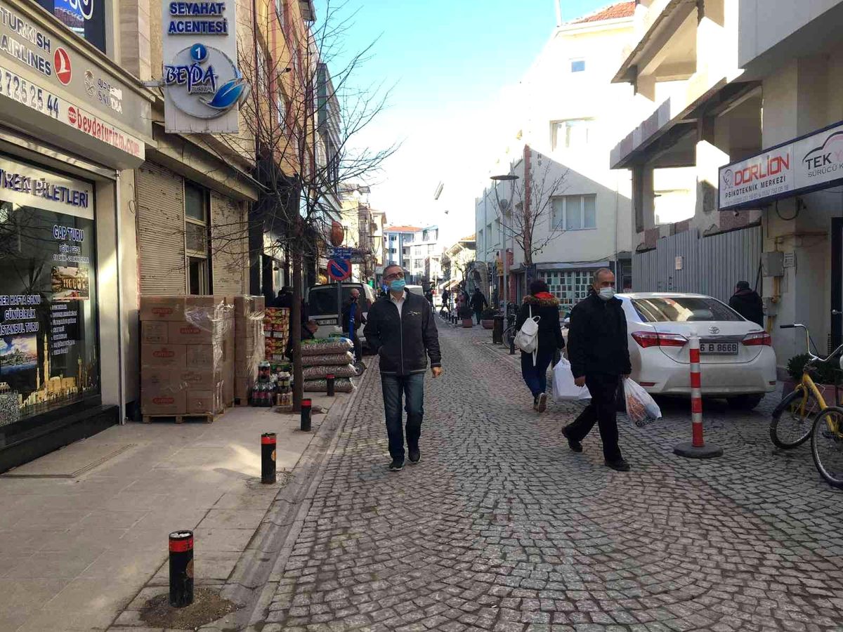 Kaldırımlar işgal altında olunca