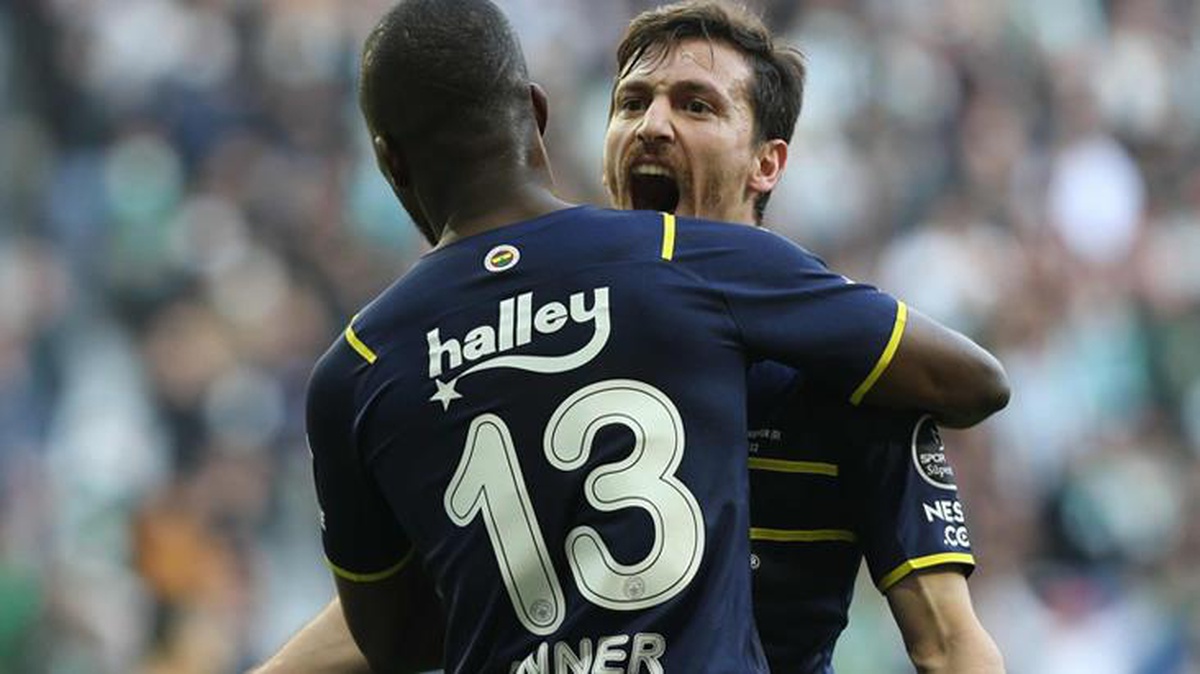 Fenerbahçe deplasmanda Giresunspor\'u 2-1 mağlup etti