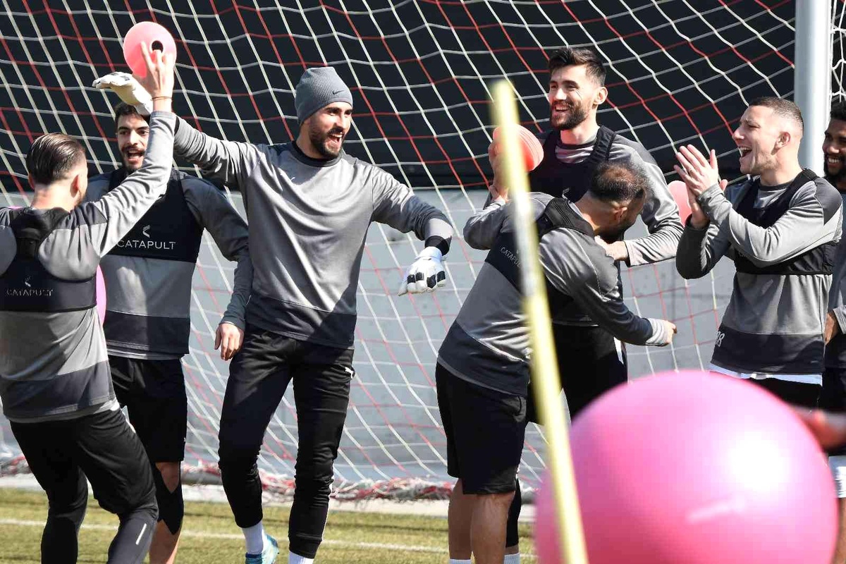 Manisa FK\'da hazırlıklar tamamlandı