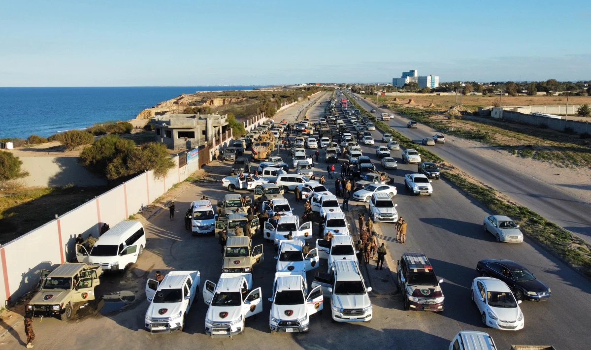 Misrata\'dan yola çıkan askeri konvoy Trablus\'a giriş yaptı (3)