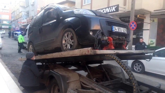 Son dakika haberleri! (KOCAELİ)Polisin şüphelenerek durduğu araç sigortasız çıktı