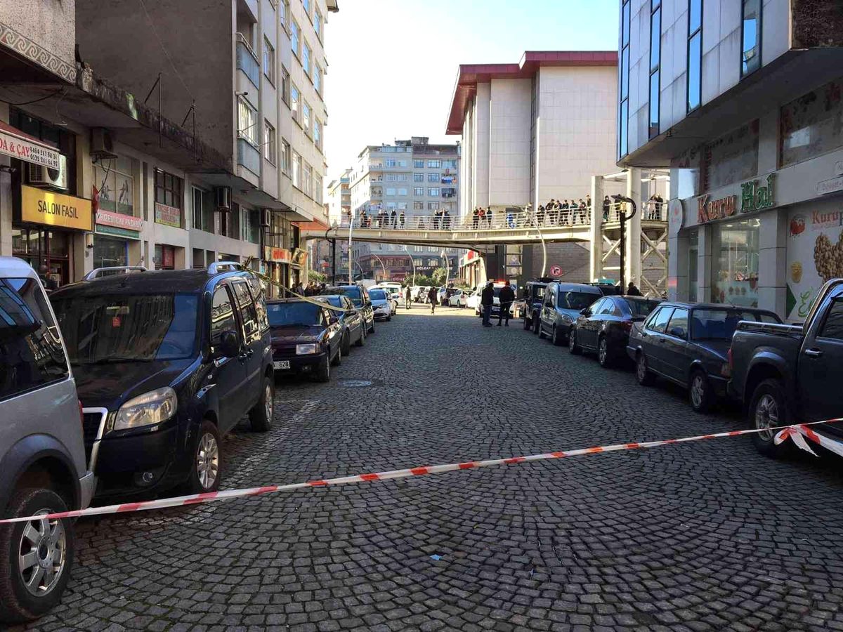 Rize\'de silahlı saldırı: 2 yaralı