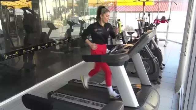 SPOR Boksör Seren Ay, Türk spor tarihinde ilki başarmak istiyor