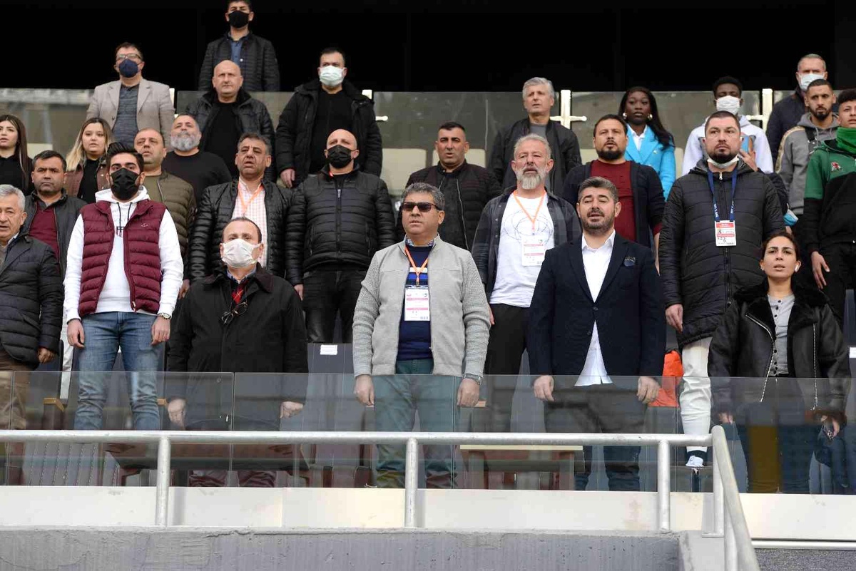 Spor Toto 1. Lig: Adanaspor: 0 Denizlispor: 0 (İlk yarı sonucu)