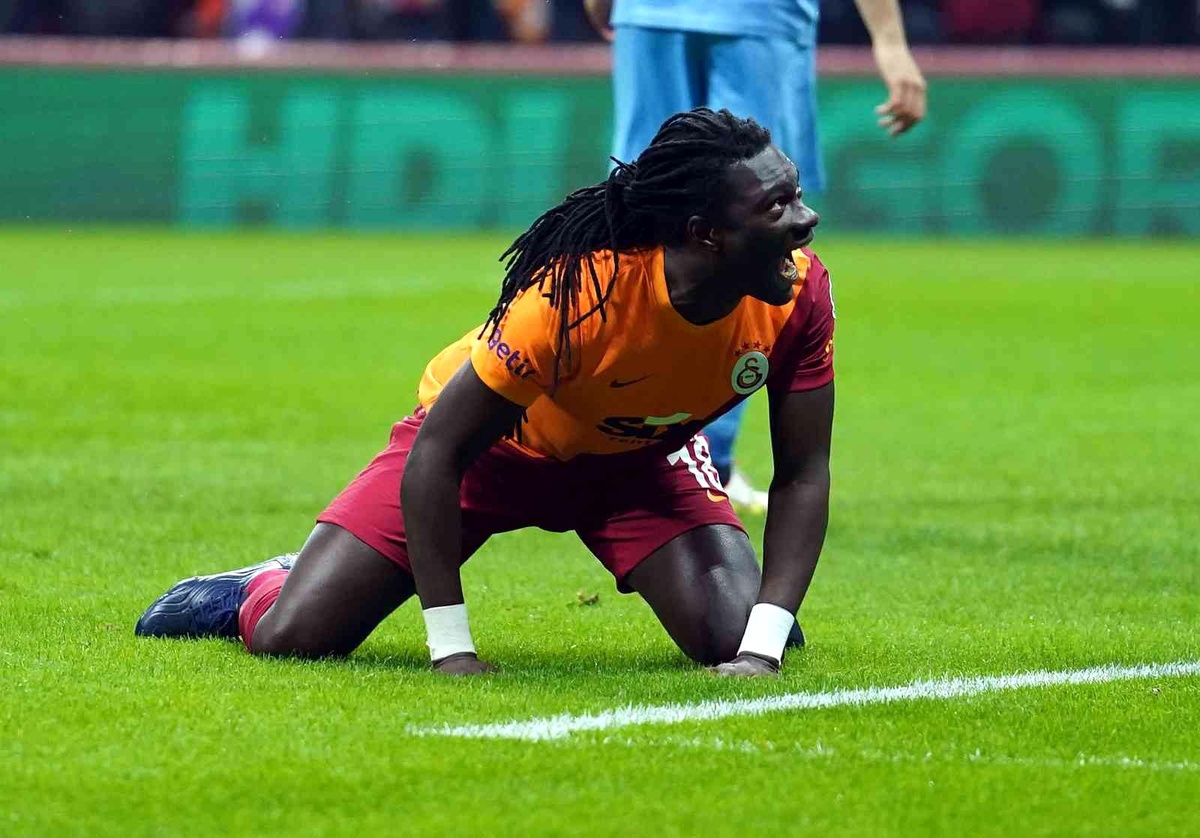 Spor Toto Süper Lig: Medipol Başakşehir: 0 Gaziantep FK: 0 (Maç devam ediyor)