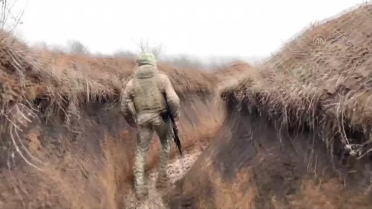 Svitlodarsk bölgesindeki Ukrayna askerleri