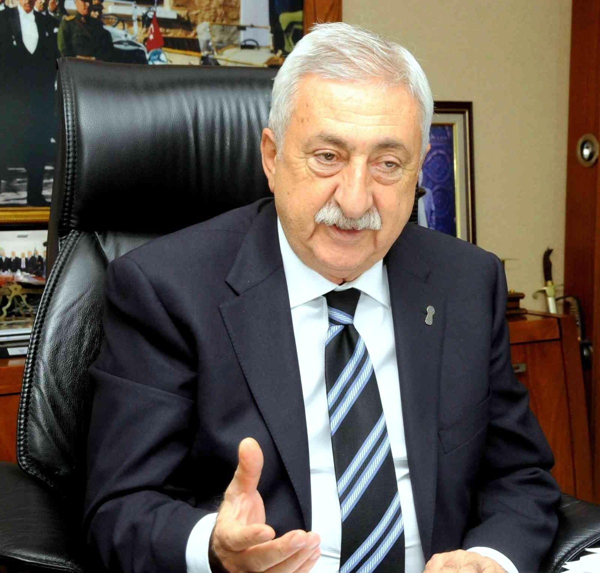 Esnafın sigorta ve risk farkındalığını artırmak amacıyla eğitim veriliyor