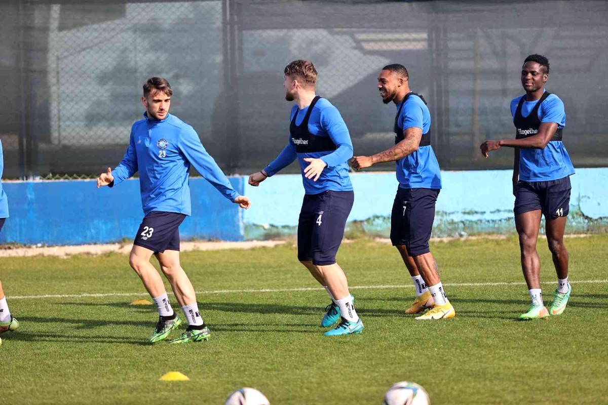 Adana Demirspor\'da Beşiktaş maçı hazırlıkları tamamlandı