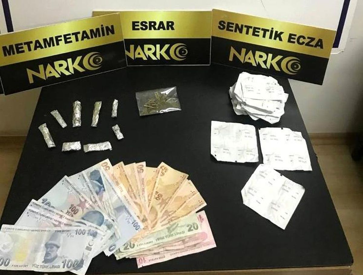 Edremit\'te narkotik operasyonu: 8 gözaltı