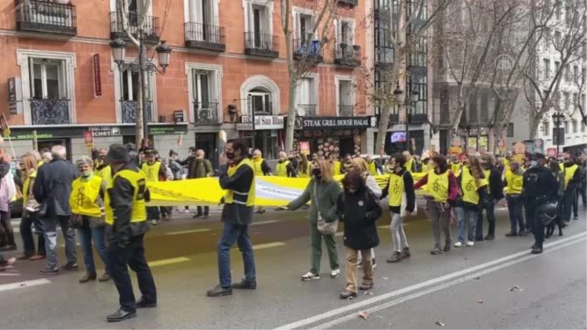 İspanya\'da STK\'ler gösteri ve toplanma haklarının genişletilmesi için meydanlara indi