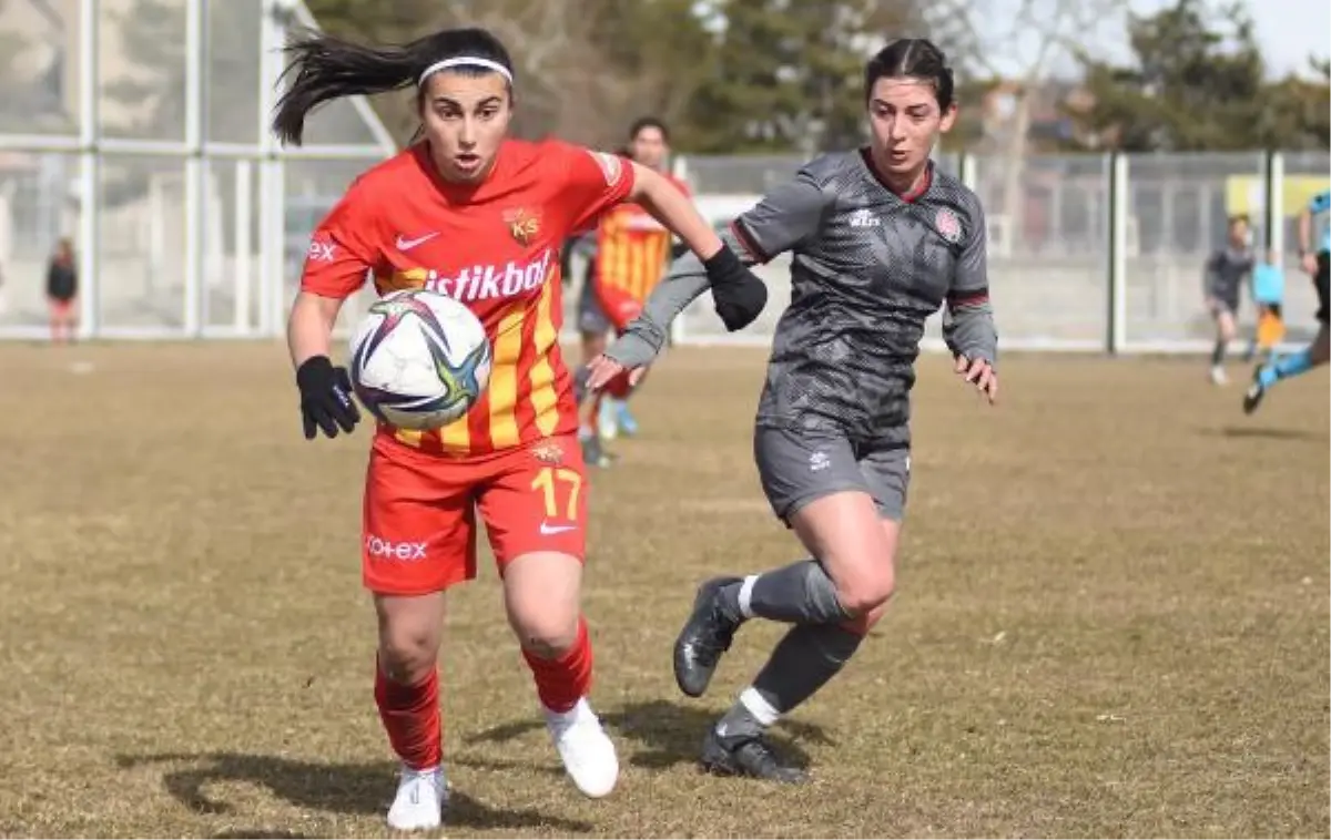 Kayseri Kadın Futbol Kulübü - Wultz Fatih Karagümrük: 1-8