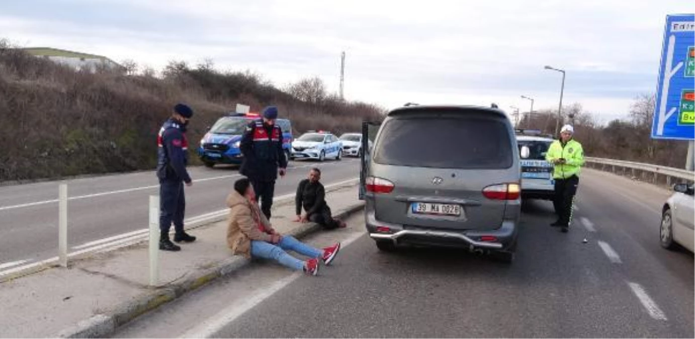 Son dakika haberi | Polis aracına çarpan minibüsteki kaçak göçmenlerden Bulgaristan\'da darp iddiası