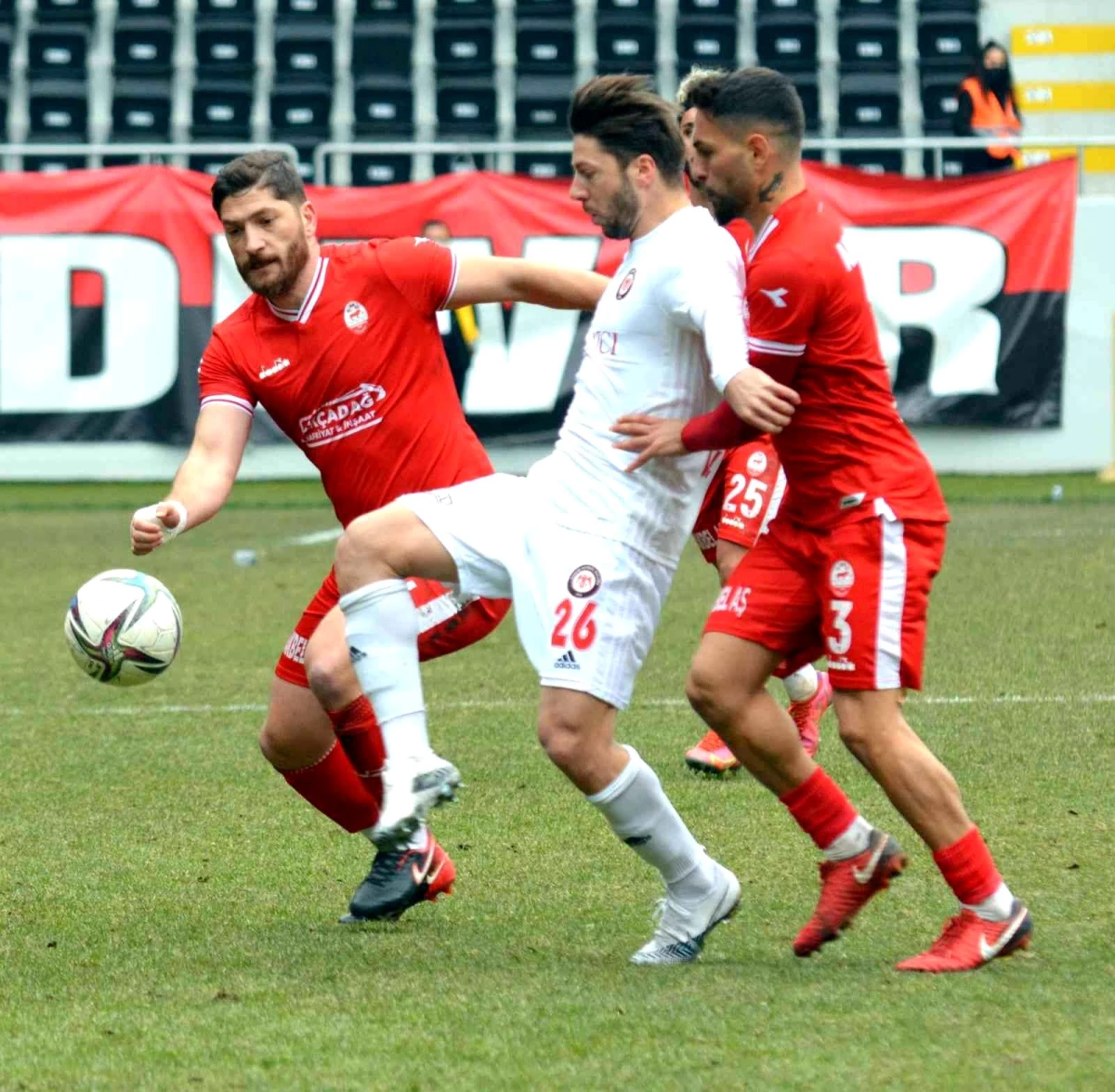 TFF 2. Lig: Çorumspor FK: 2 Kahramanmaraşspor: 1
