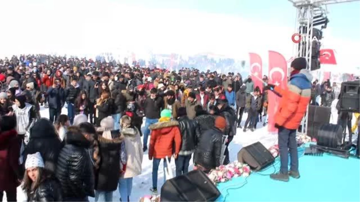 Van'da gençlik festivali düzenlendi