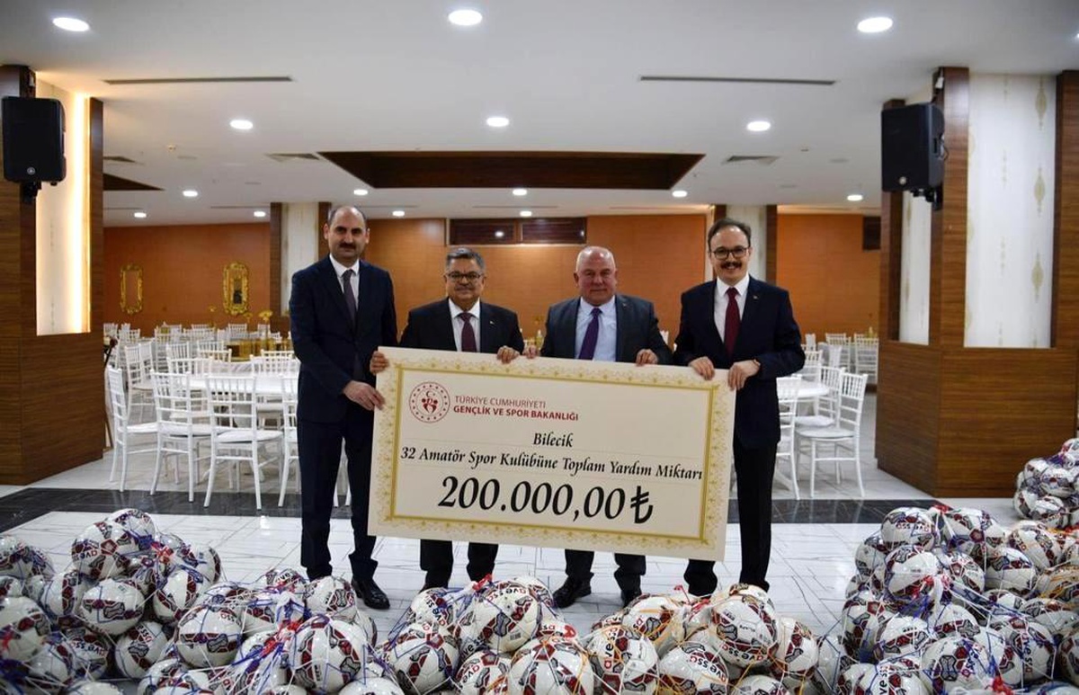 Amatör spor kulüplerine 200 bin TL nakdi yardım yapıldı
