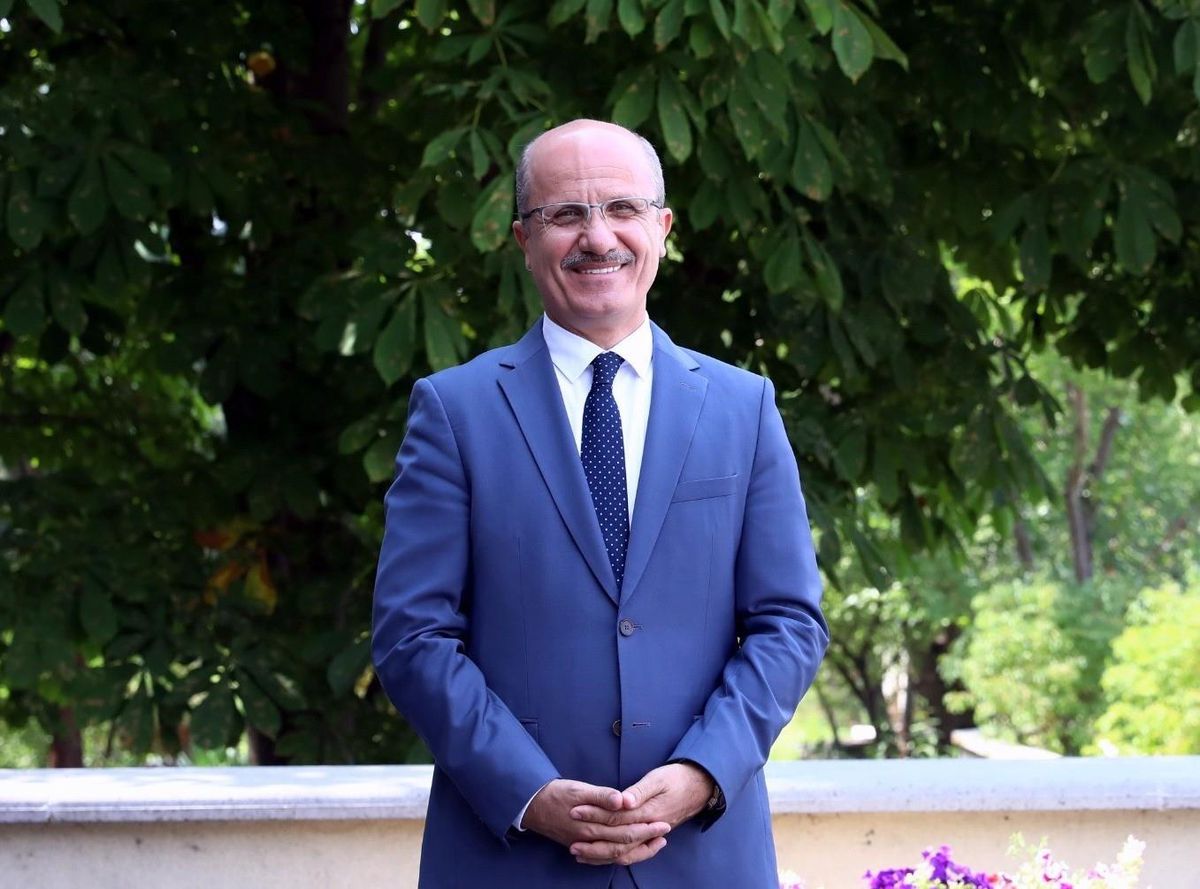 "Barajların kaldırılması, puansız, sınavsız bir şekilde üniversitelere öğrencilerin girmesi demek değil"