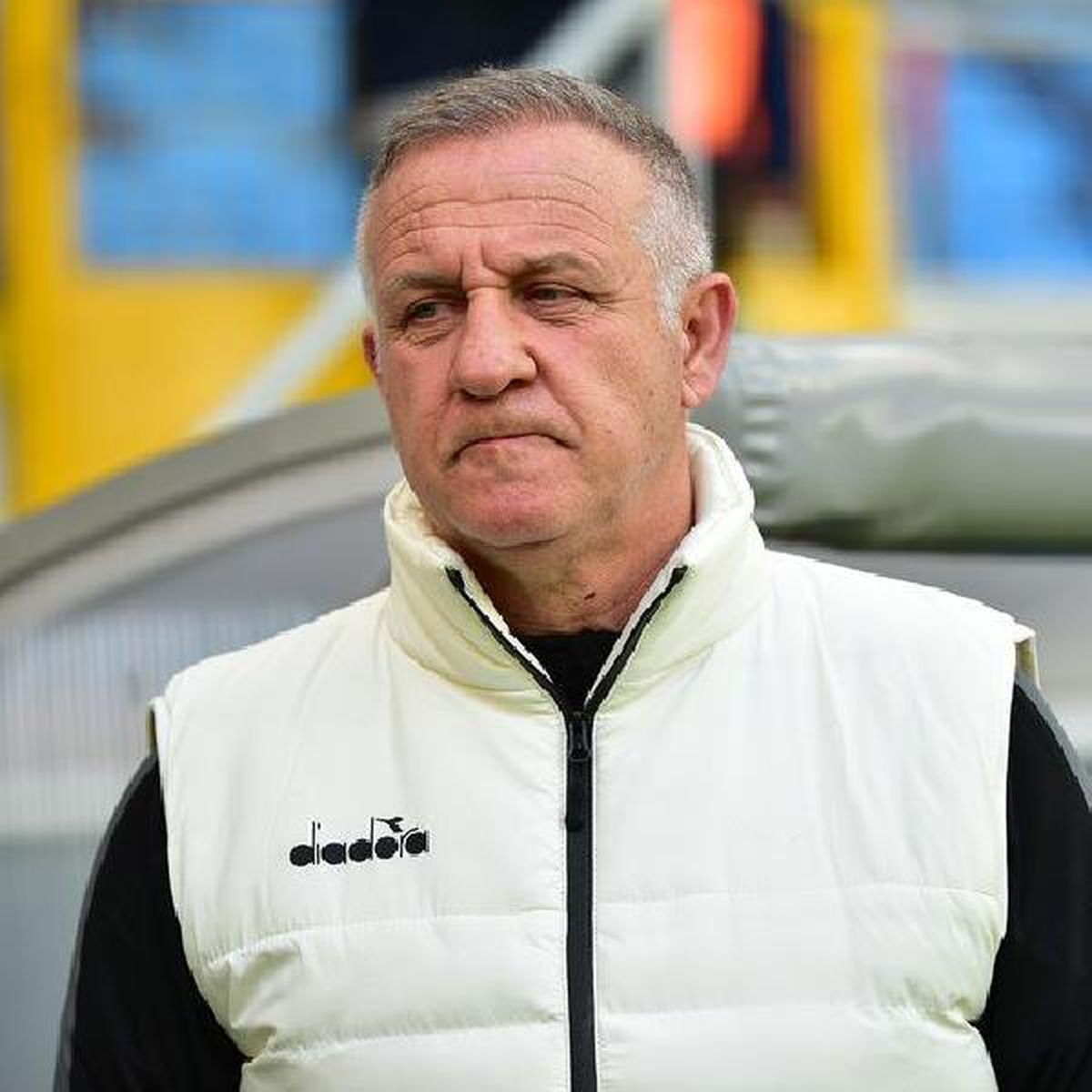 Denizlispor\'da Mesut Bakkal\'dan çağrı