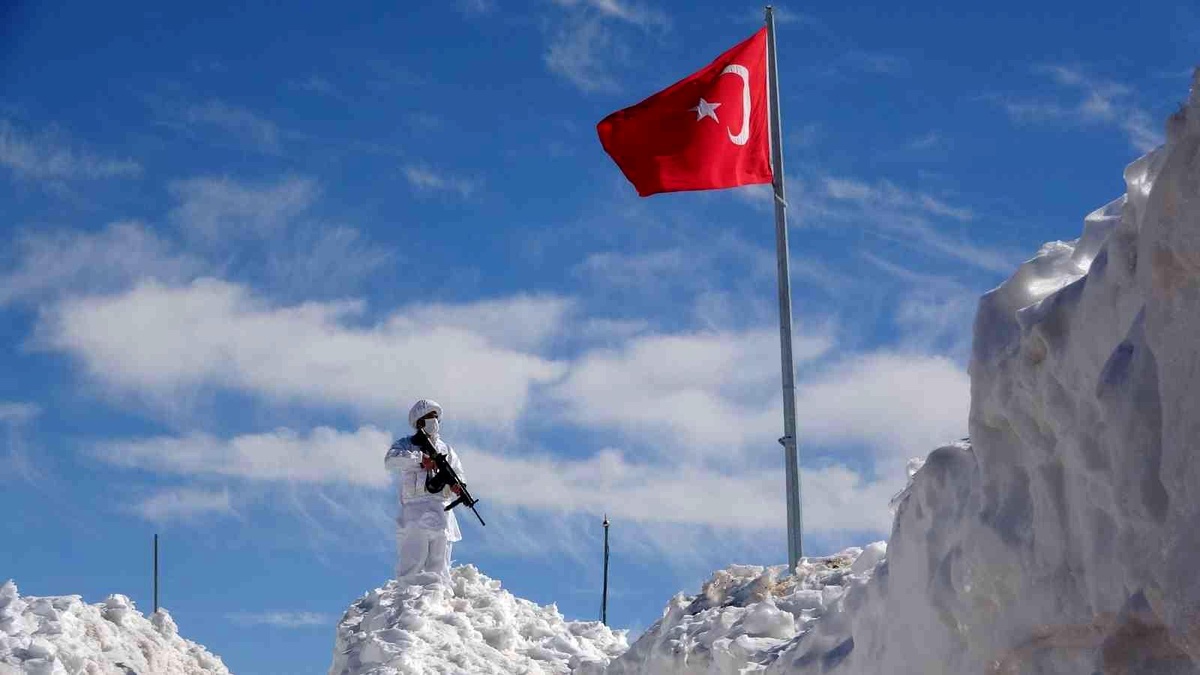 İglo mevziden sevgiliye sıcak mesaj