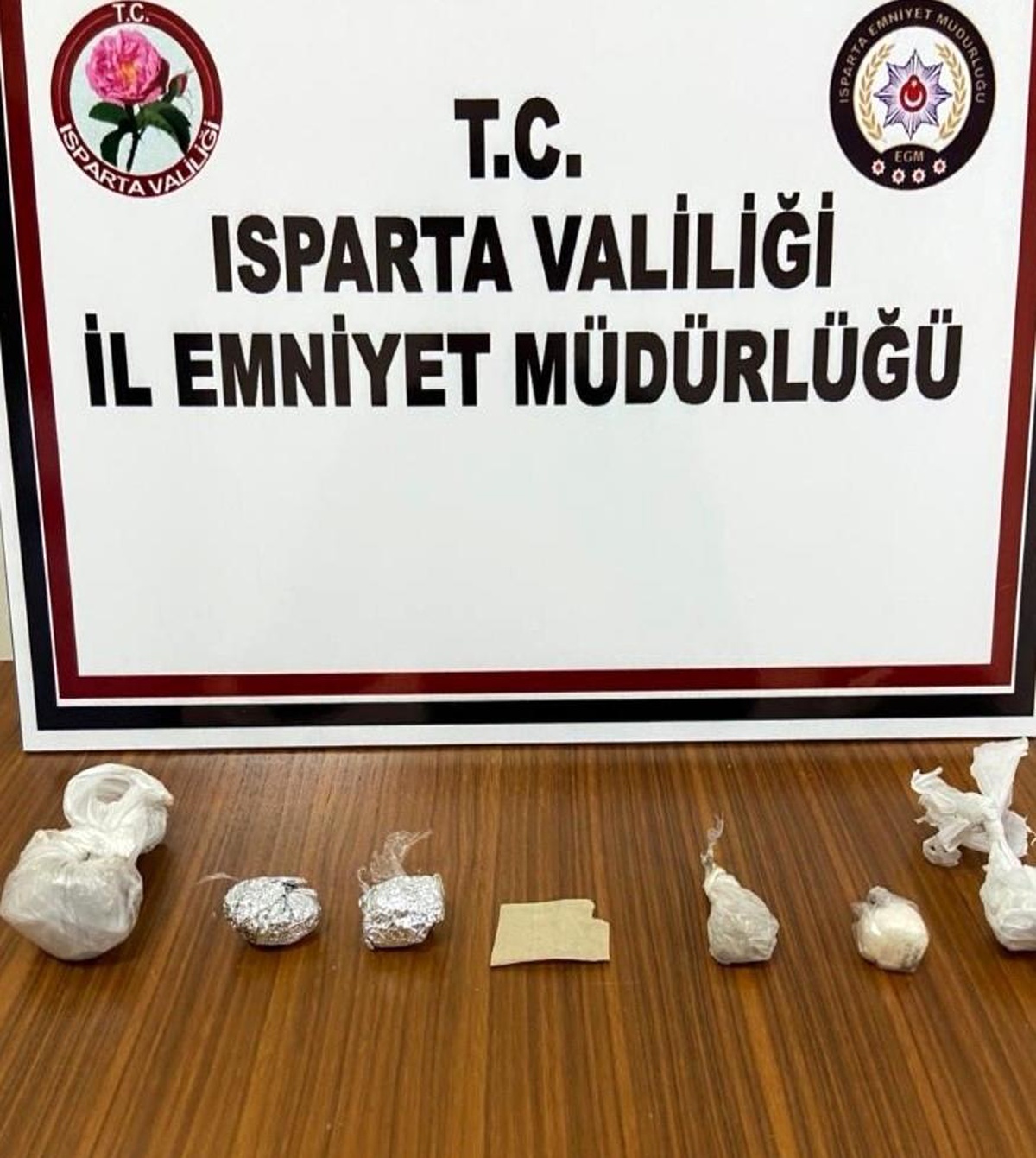 Son dakika haberleri | Isparta\'da uyuşturucu operasyonu: 3 kişi tutuklandı