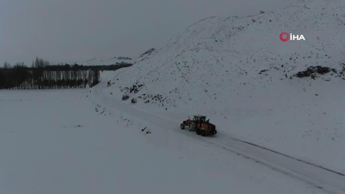 Kapanan nedeniyle kapanan yollar 11 bin 334 kez açıldı