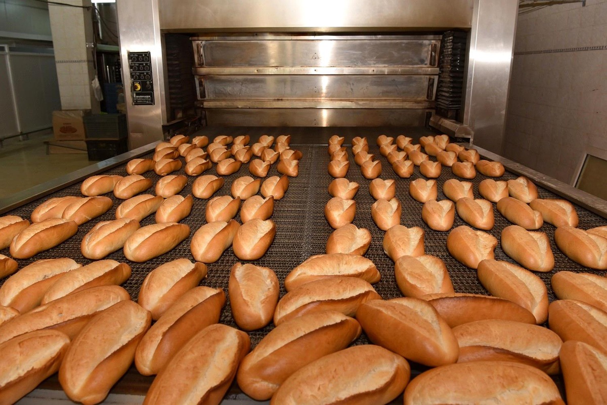 Karatay Halk Ekmek\'te ekmeğin fiyatı 2 liraya düşürüldü
