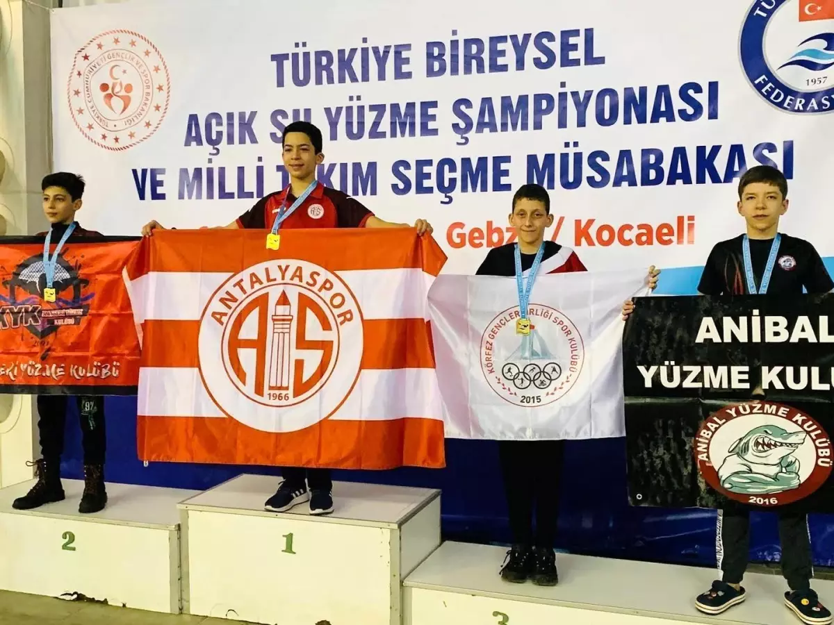 Körfez\'in ilk milli yüzücüleri