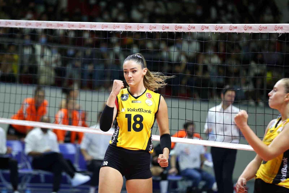 VakıfBank\'ta hedef 6\'da 6
