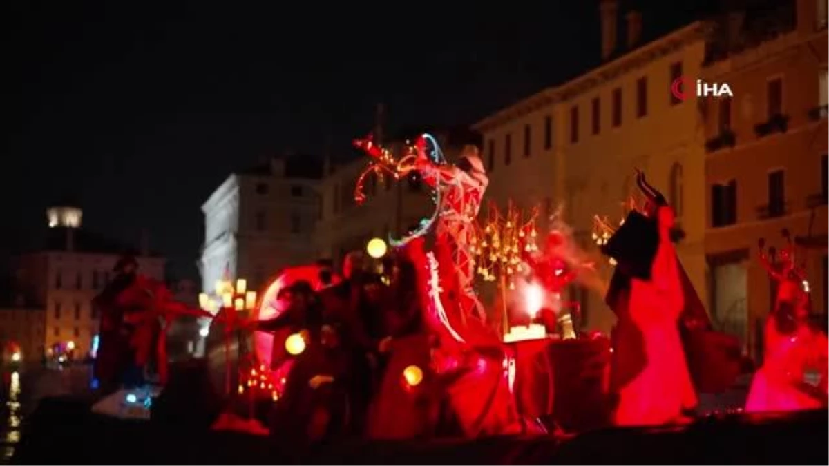 Venedik Karnavalı büyüleyici görüntülerle başladı