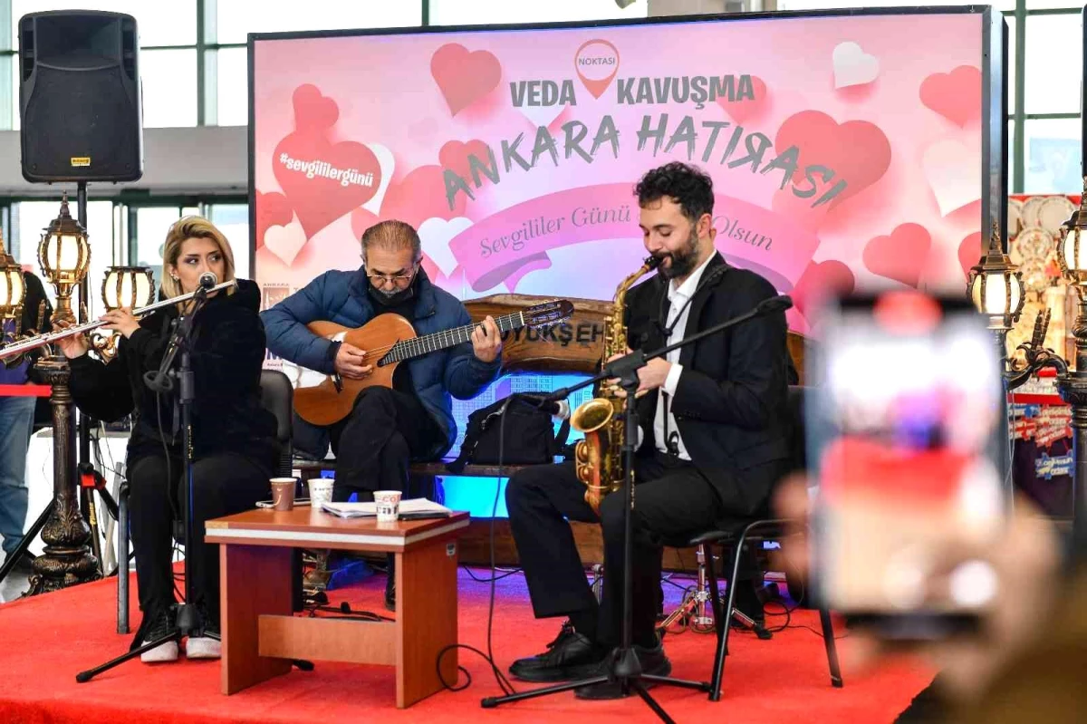 Ankara Büyükşehir Belediyesi 14 Şubat\'ta sevgilileri de unutmadı