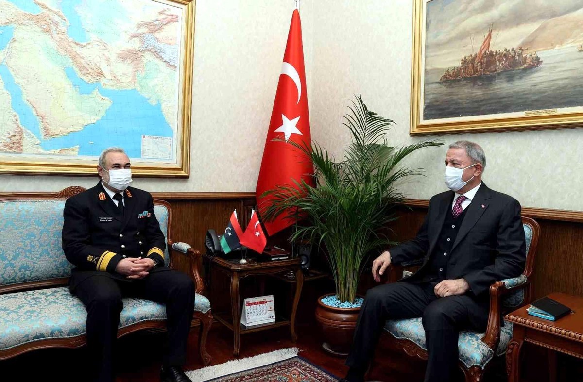 Son dakika haberleri: Bakan Akar, Libya Deniz Kuvvetleri Komutanı\'nı ağırladı
