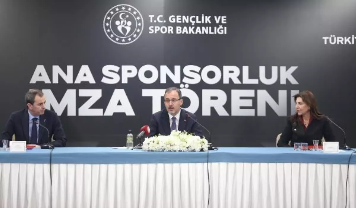 Bakan Kasapoğlu: "Sponsorların maddi ve manevi desteği çok önemli"