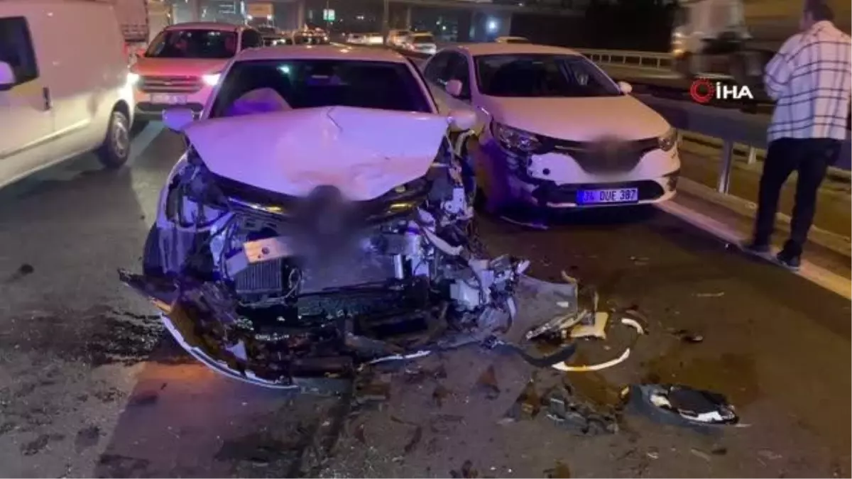 Son dakika haberi... Basın ekspres Yolunda zincirleme kaza: 1 yaralı