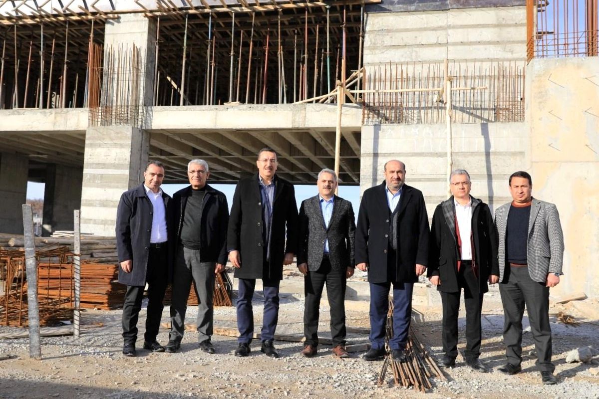 Başkan Güder: 'Gençliğe yapılan yatırım geleceğe yapılan yatırımdır'