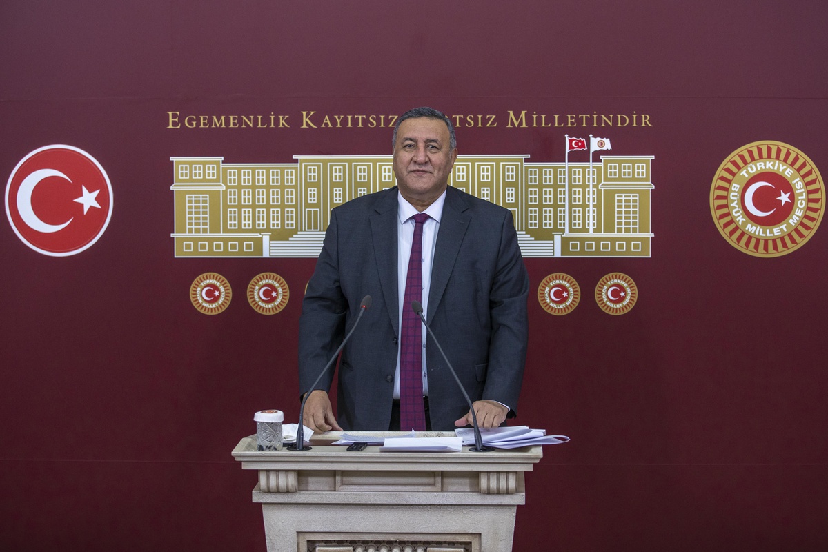 CHP\'li Gürer, çiftçilere ücretsiz gübre dağıtımı önerdi