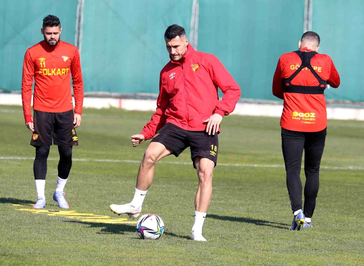 Göztepe\'de Galatasaray maçı hazırlıkları başladı
