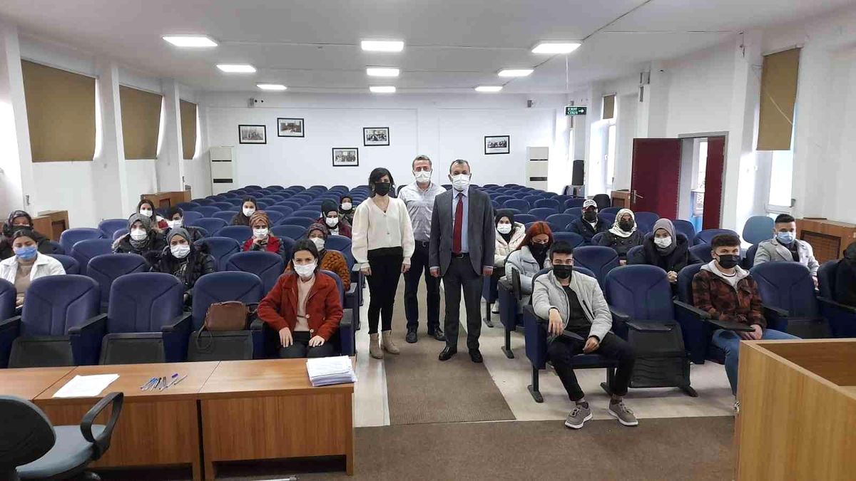 İşbaşı Eğitim Programı sözleşmesi imzaladılar