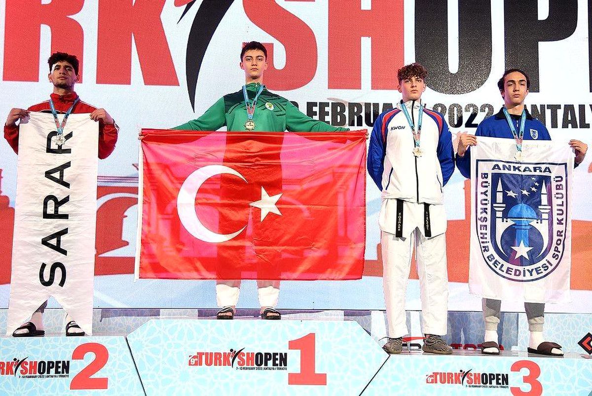 Mamaklı sporcular \'Uluslararası Açık Tekvando Turnuvası\'na damgasını vurdu