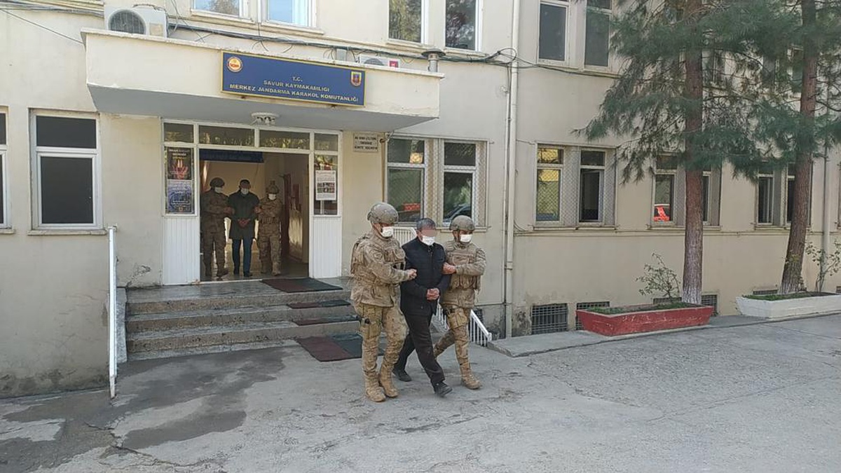 Son dakika haberi: Mardin merkezli terör operasyonunda 12 şüpheli gözaltına alındı