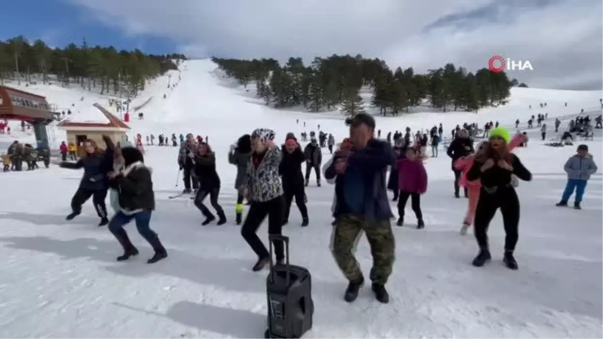 Muratdağı Termal Kayak Merkezi'nde dans keyfi